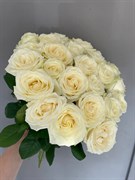 25 белых роз, 50 см